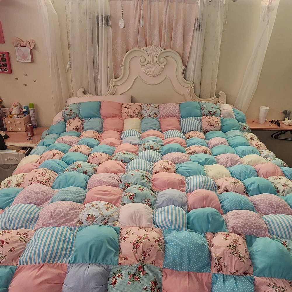 Patchwork Pastel Puff Quilt